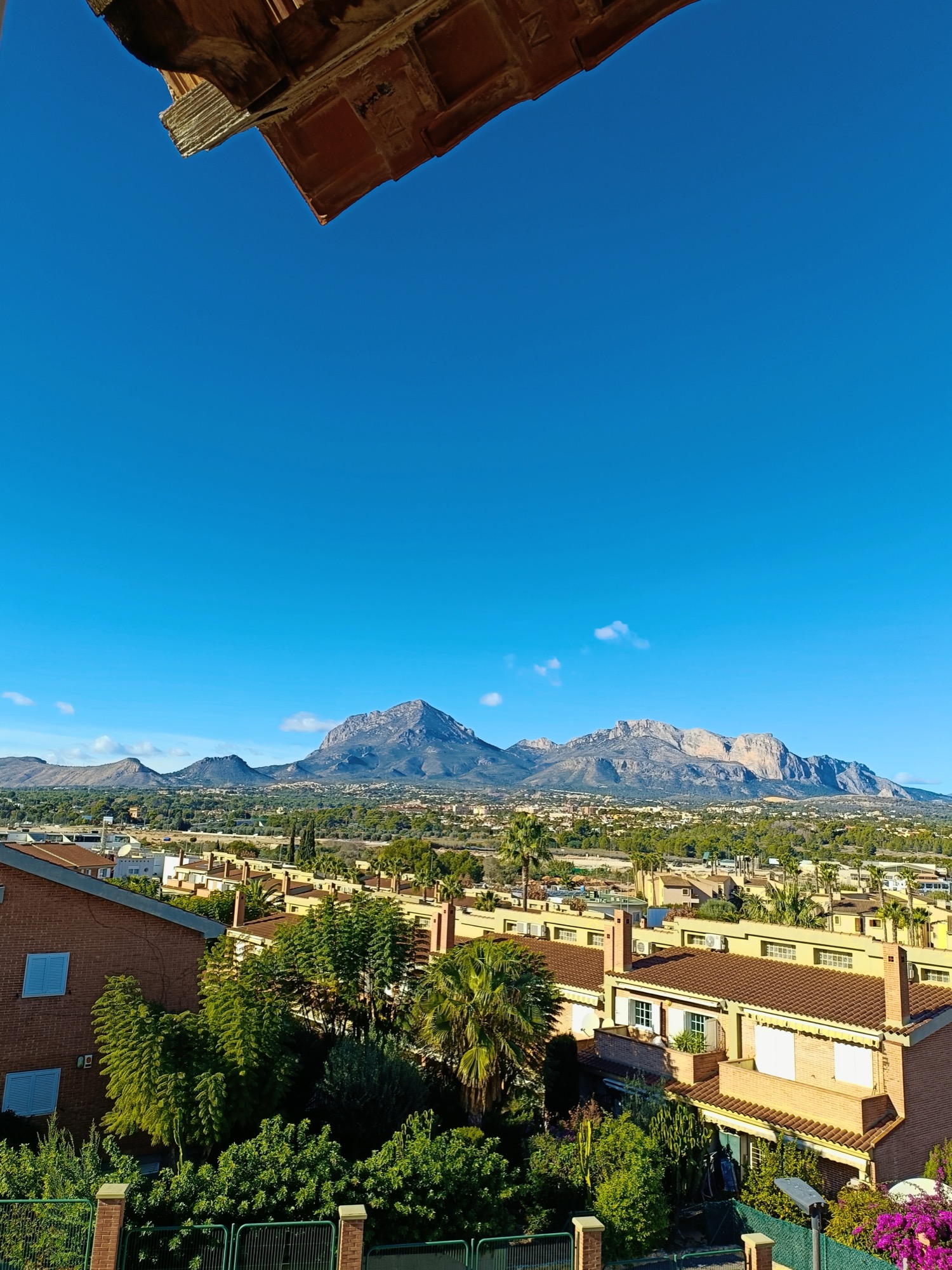 Panoramisch bergzicht